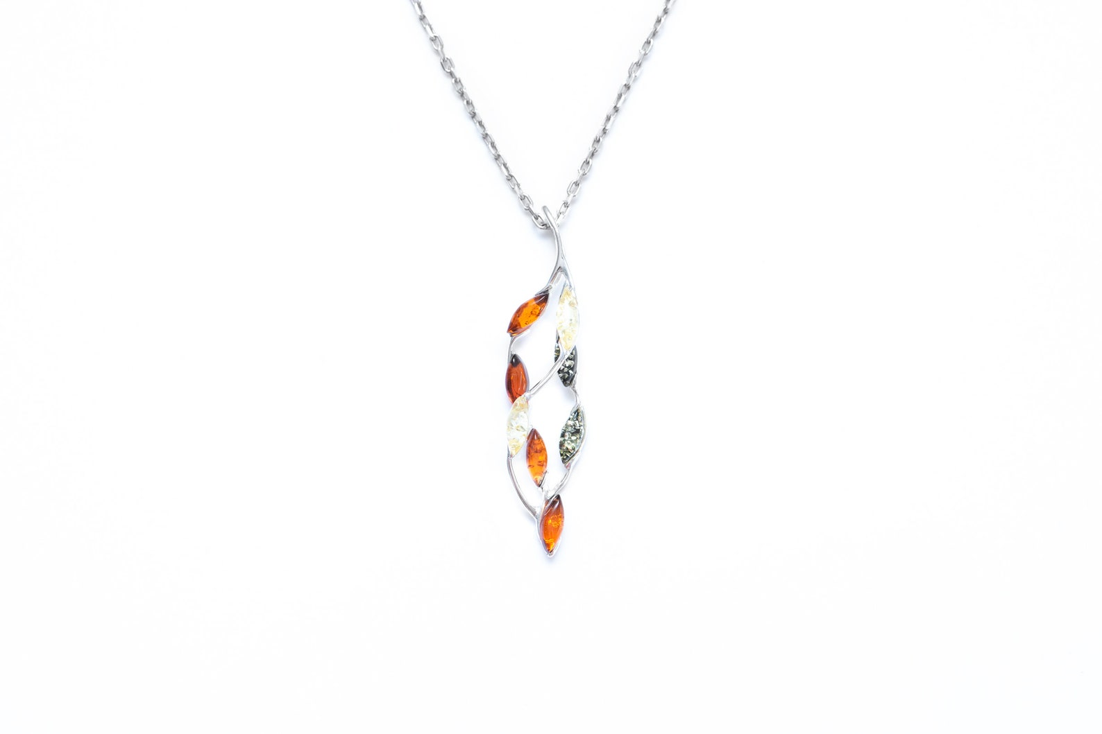 Multicolour Intertwined Pendant - Selectique