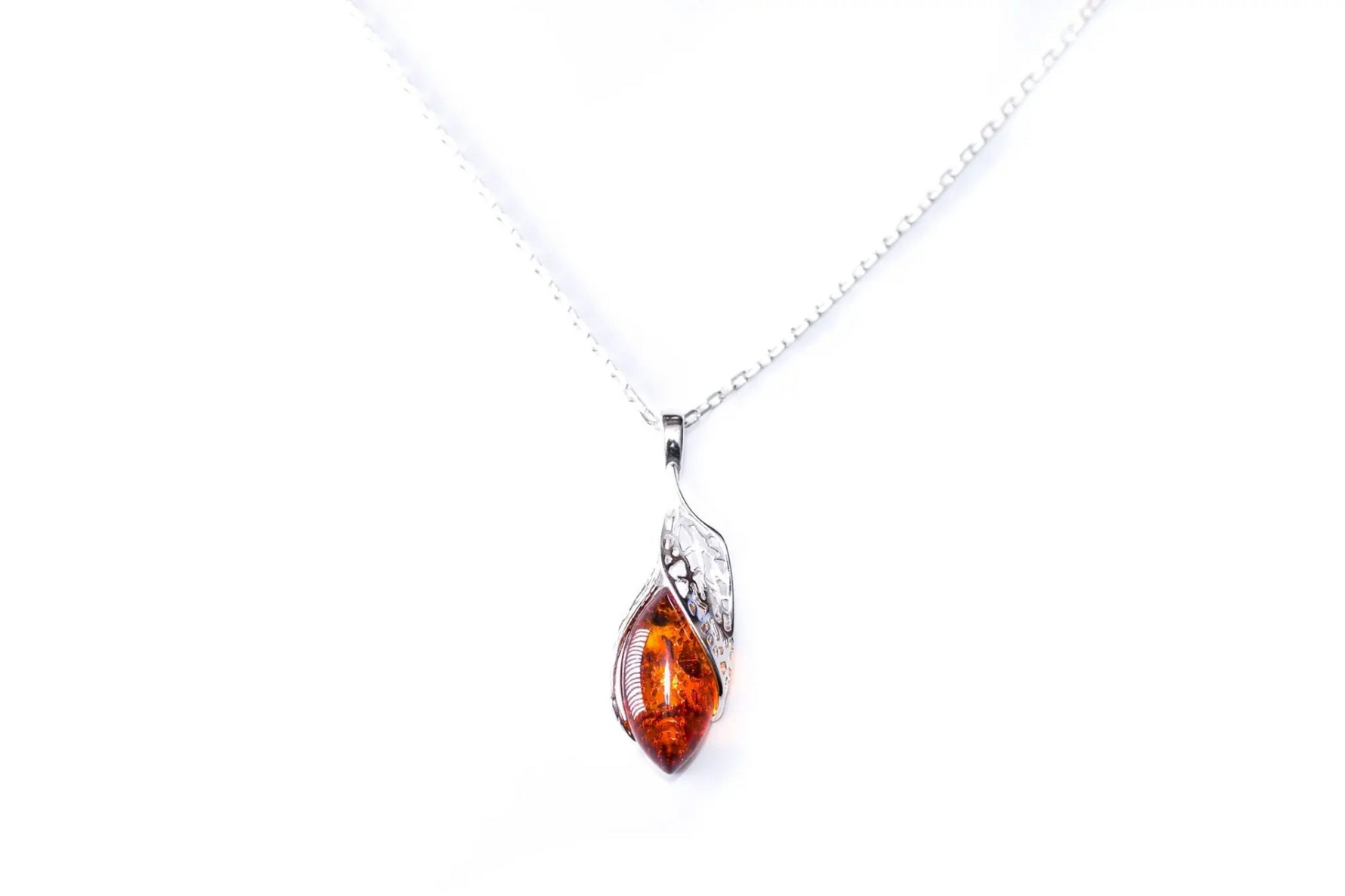 Fancy Top Amber & Silver Pendant - Selectique