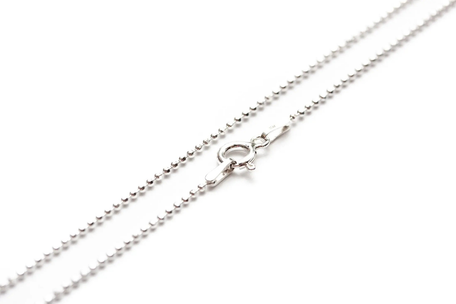 17.5" (45cm) Diamond Ball Chain - Selectique