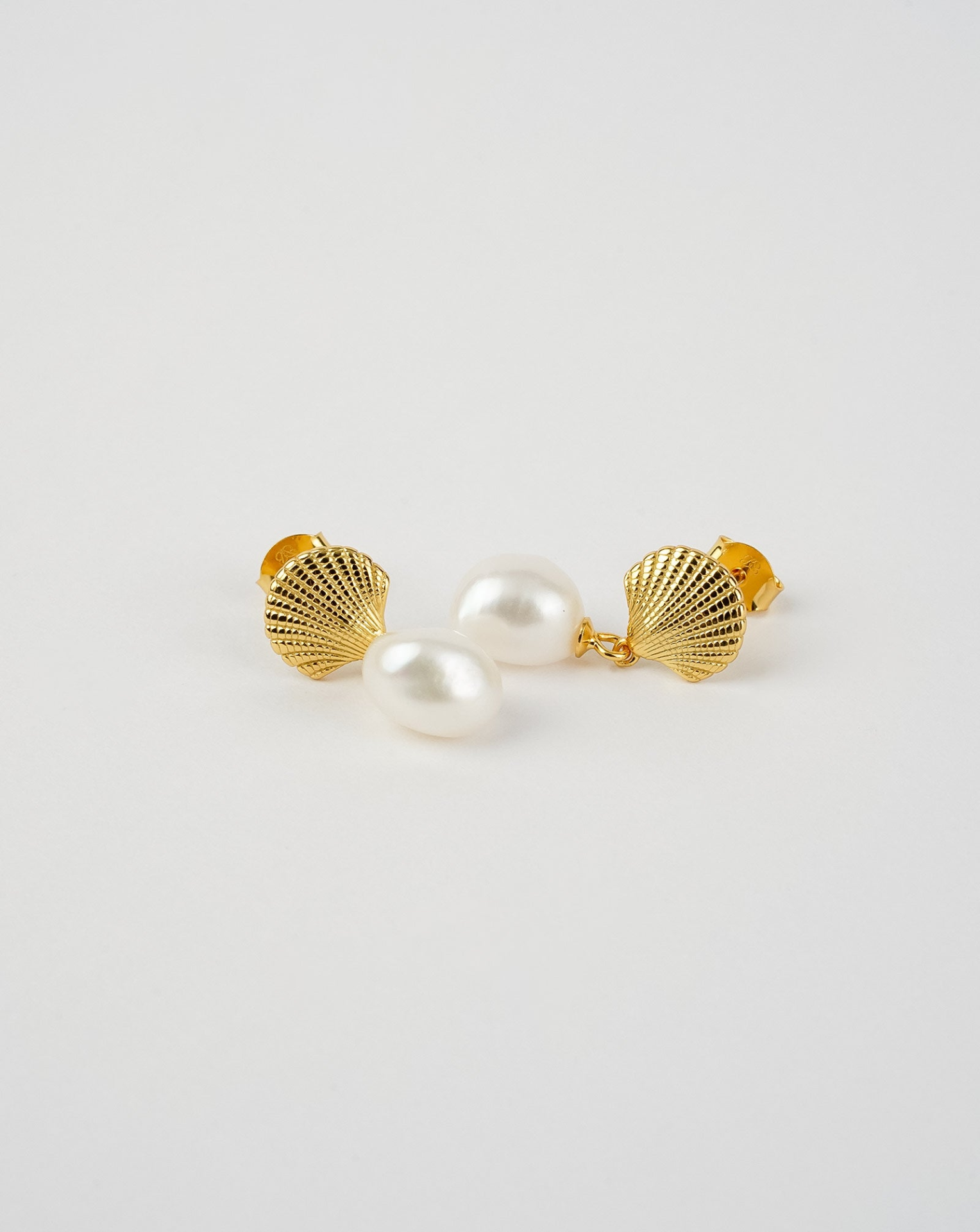 Sea Shells Pearl Earrings - Selectique