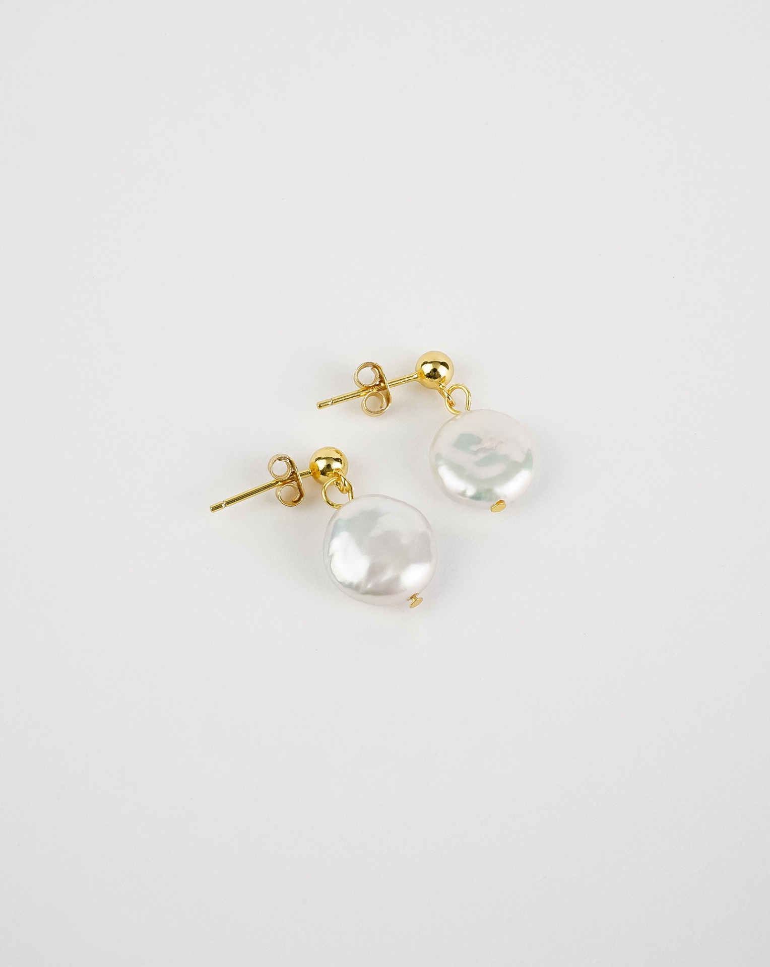 Round Button Pearl Earrings - Selectique