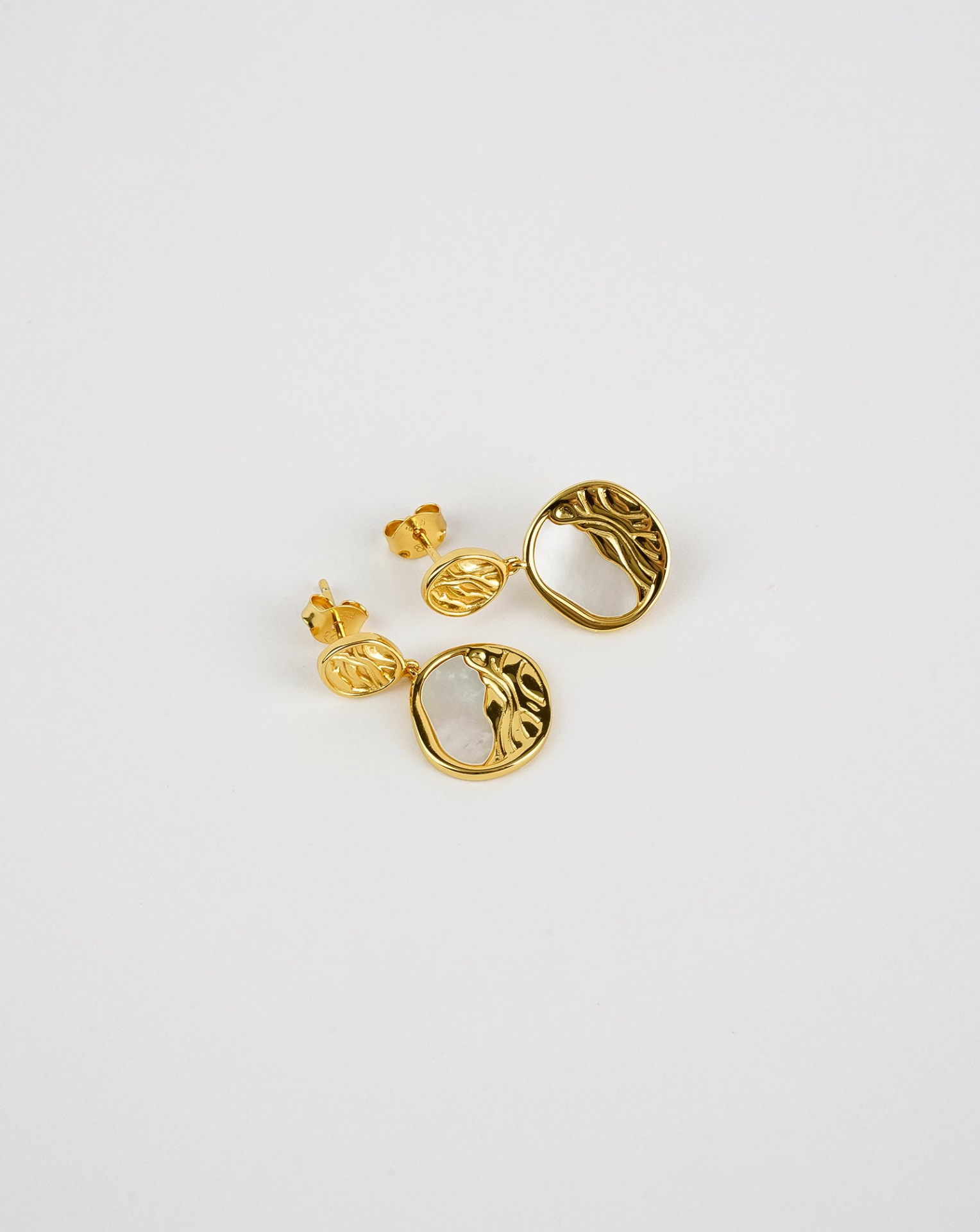 Mother of Pearl Sea Earrings - Selectique