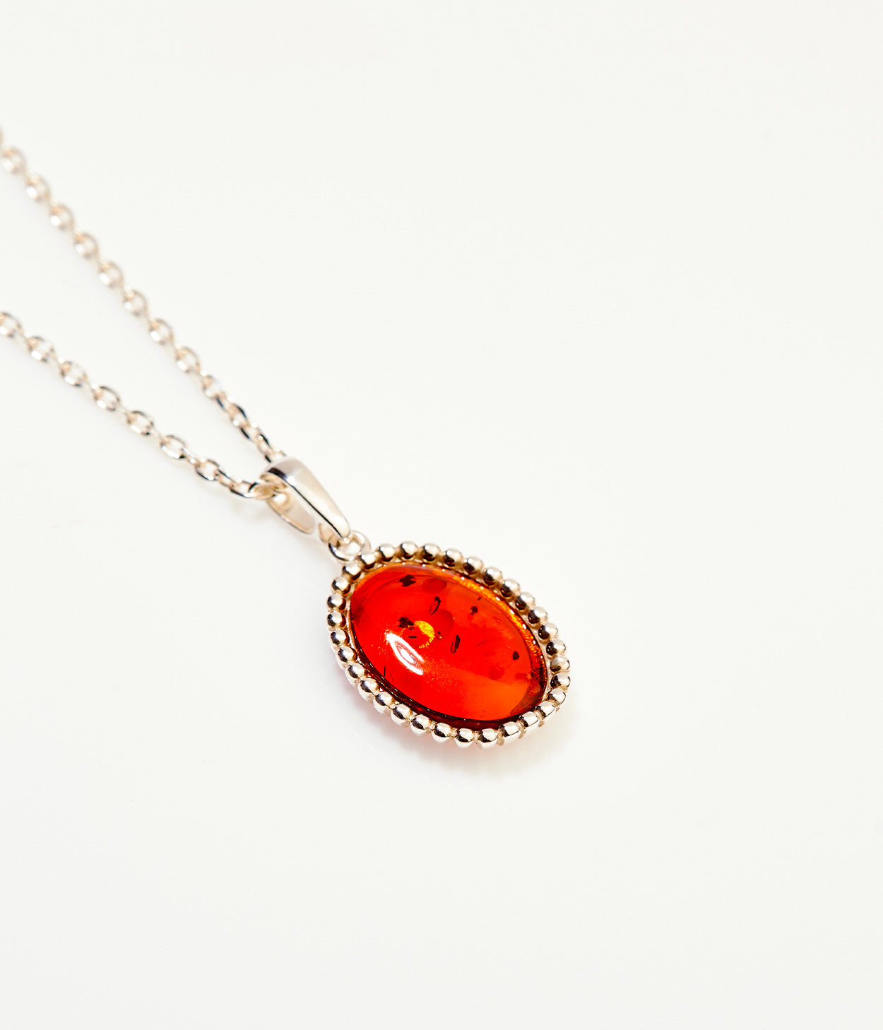 Classic Quintessence Amber Pendant - Selectique
