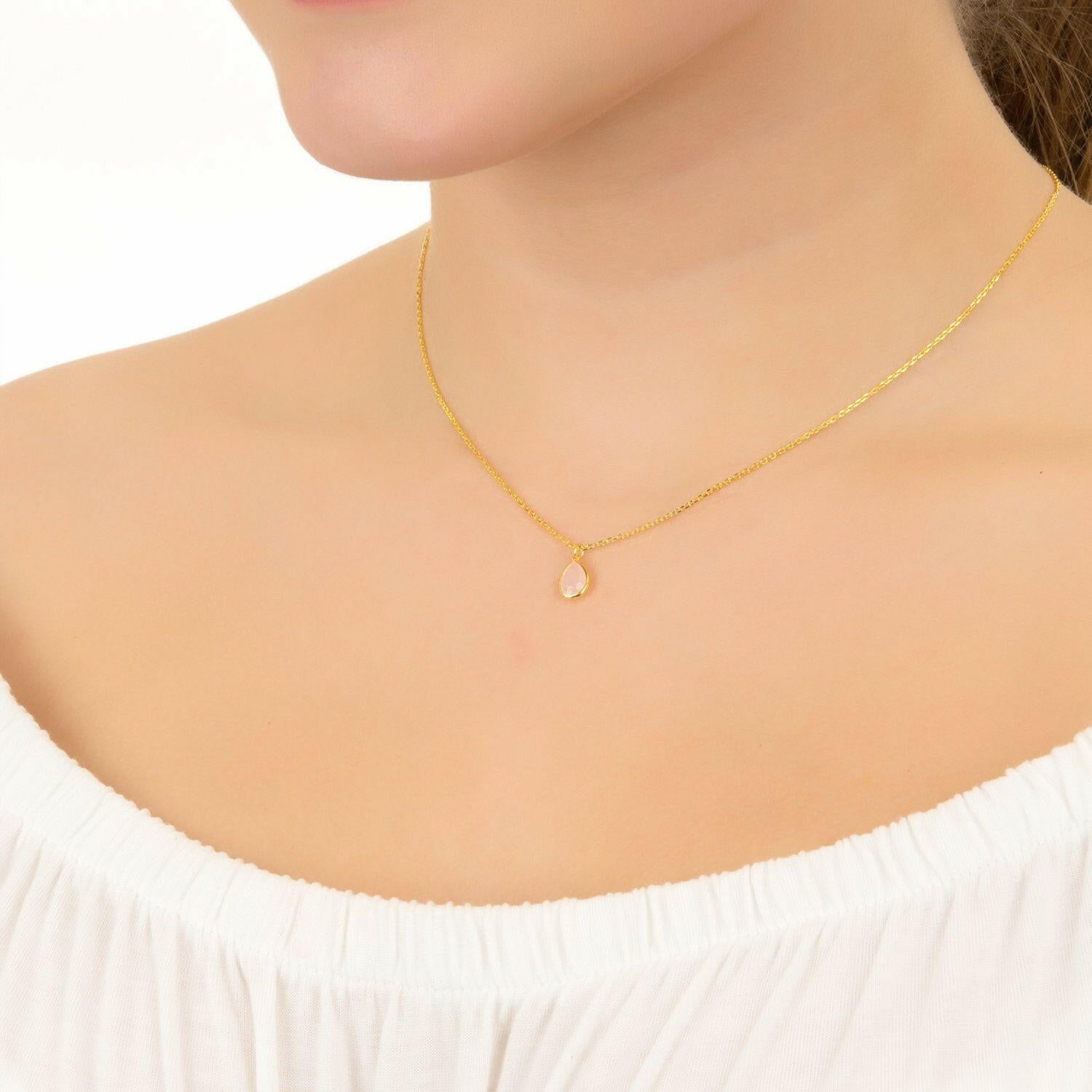 Pisa Mini Teardrop Necklace Gold Peridot.