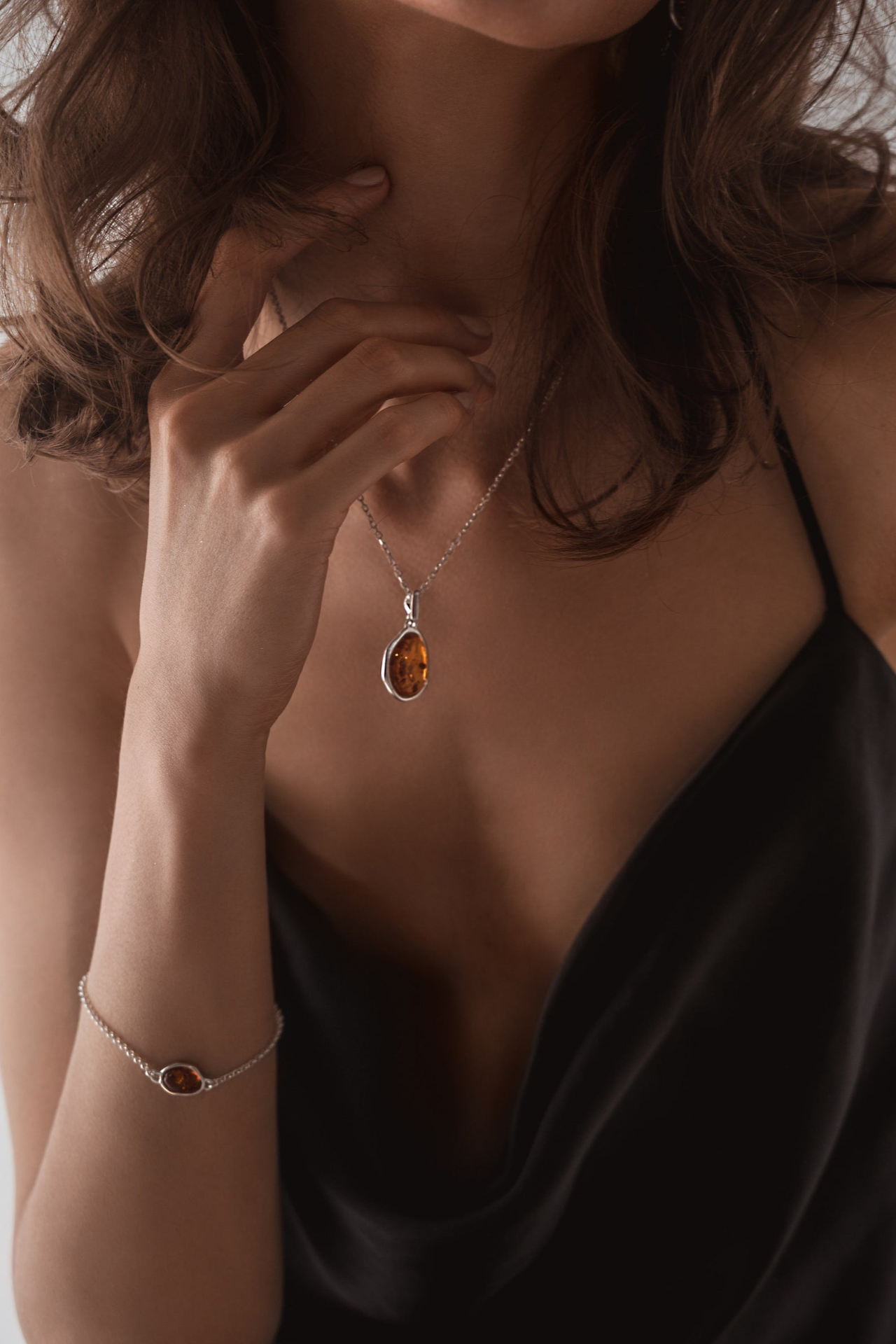 Amber ELEMENT Pendant Necklace