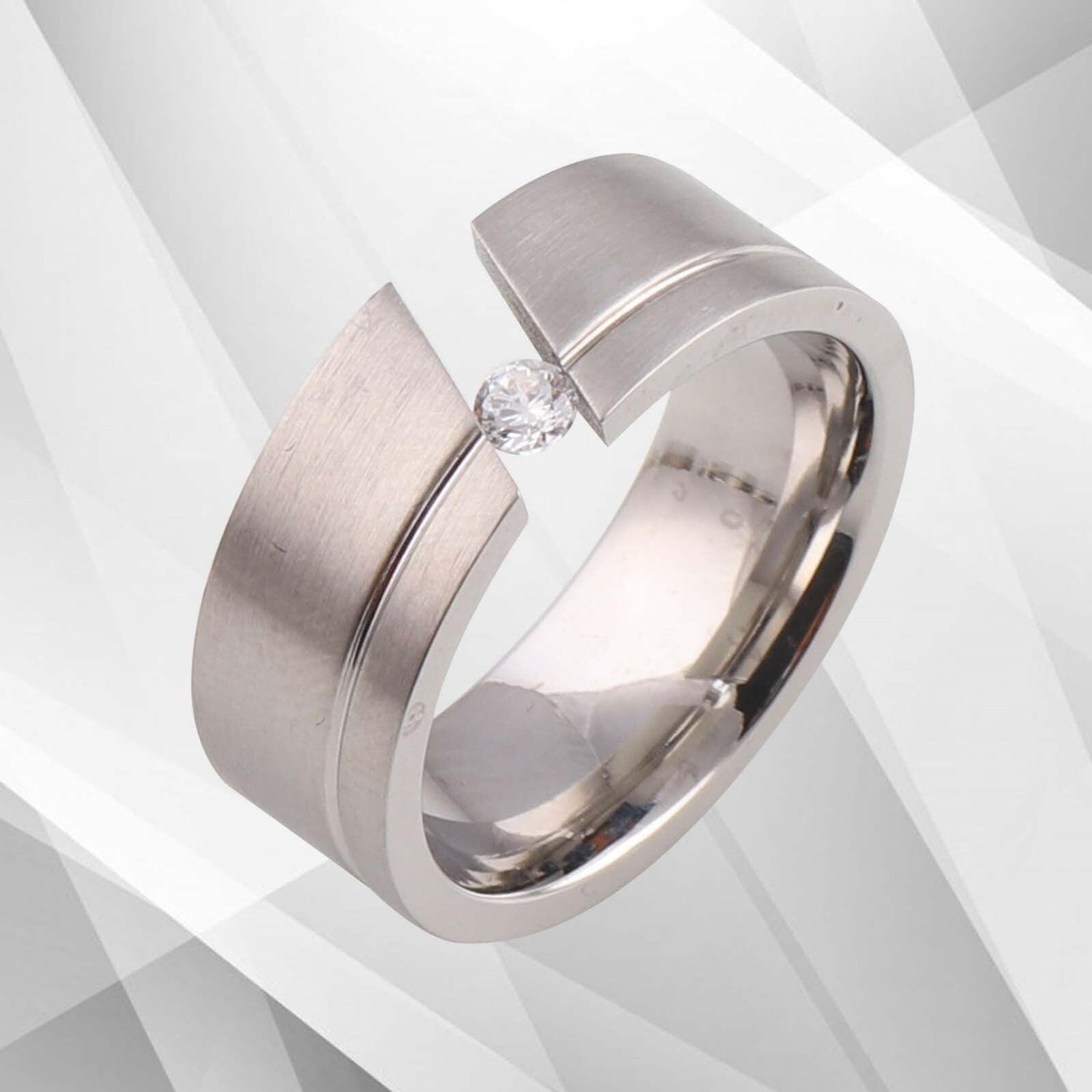 0.35Ct C Z Diamond Titanium Wedding Anniversary Band 18Ct White Gold.