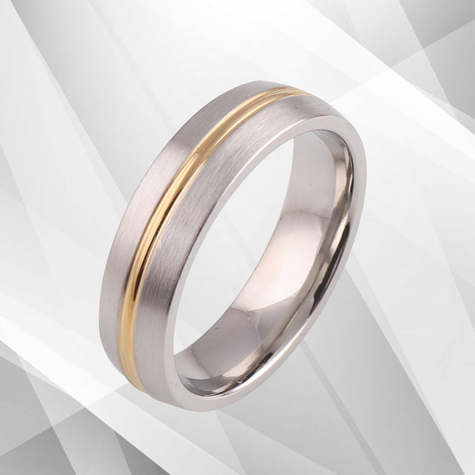 Gorgeous Mens Premium Titanium Wedding Band Ring 18Ct Yellow And White.