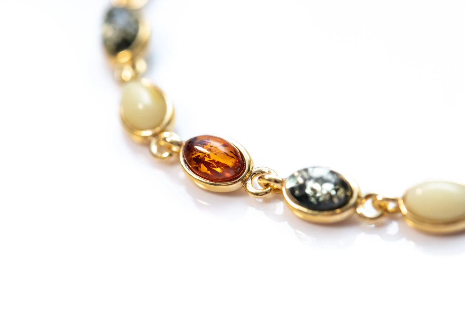 Pulsera ovalada de oro multicolor