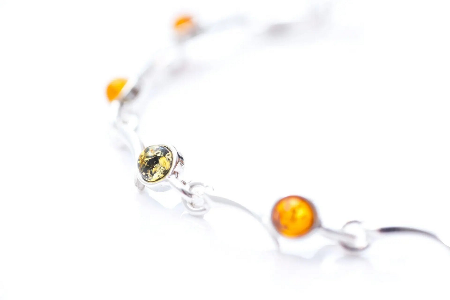 Pulsera minimalista de ámbar multicolor