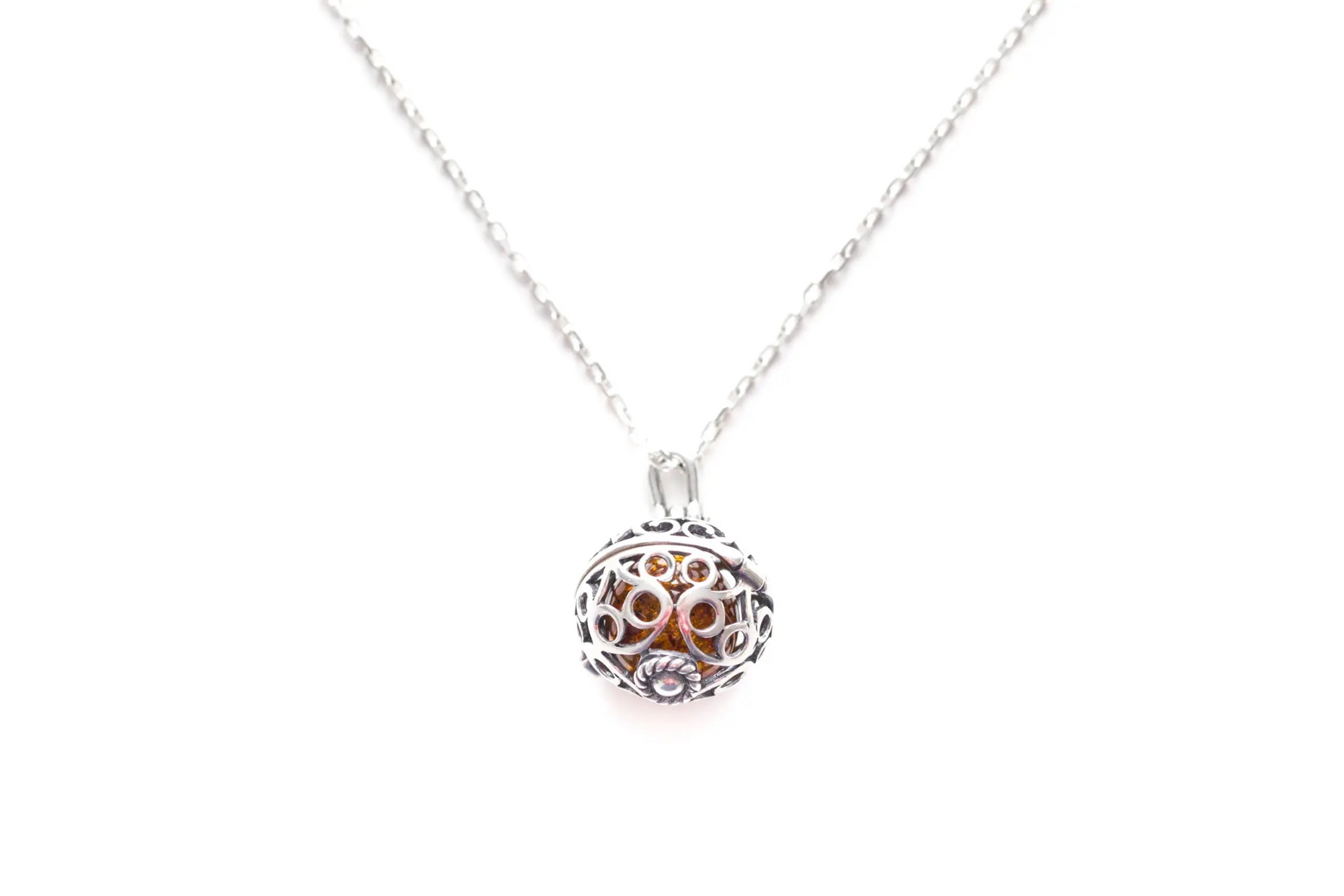 Silver Filigree Locket Necklace - Selectique 