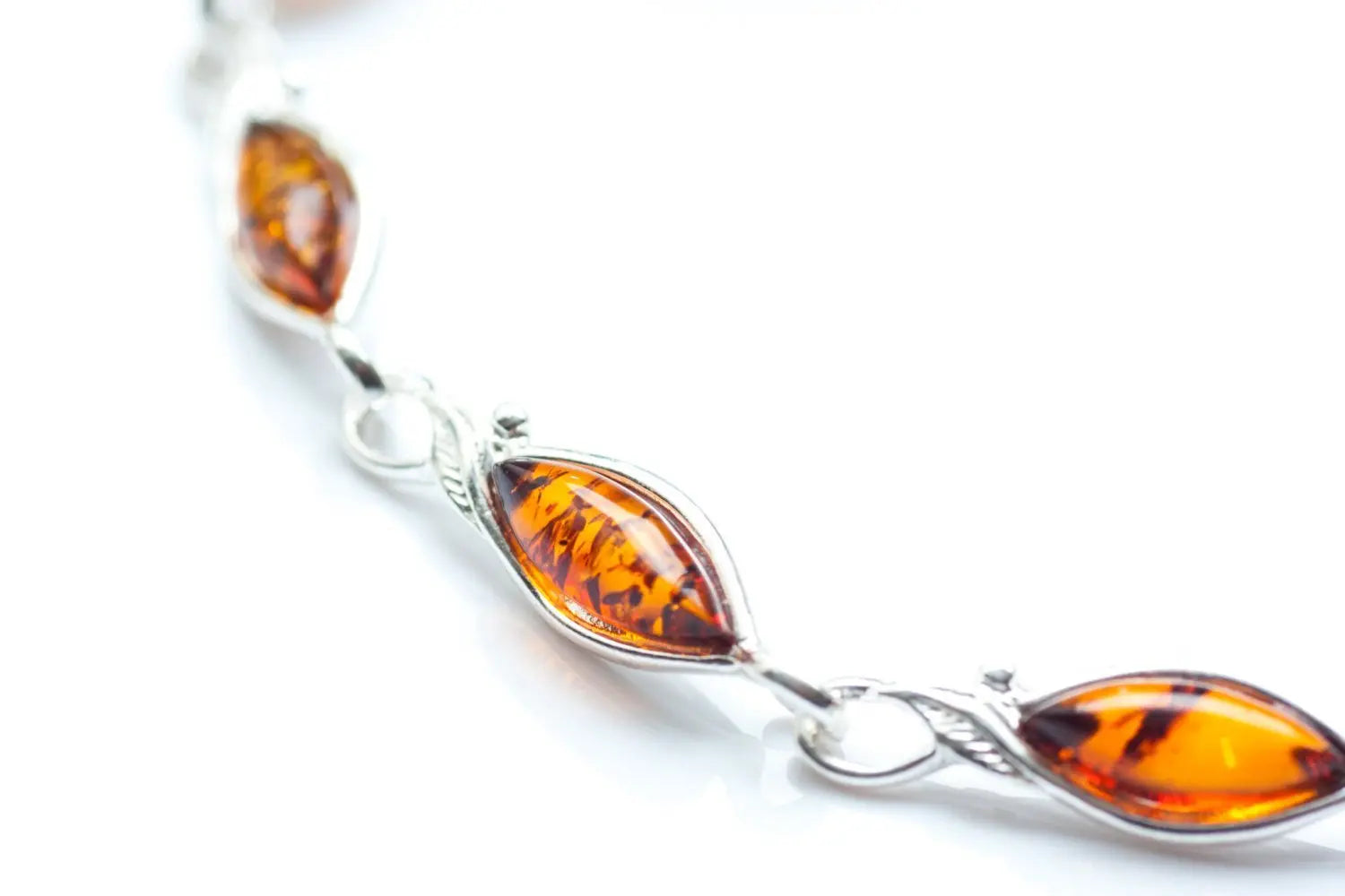 Pulsera clásica de hoja de ámbar