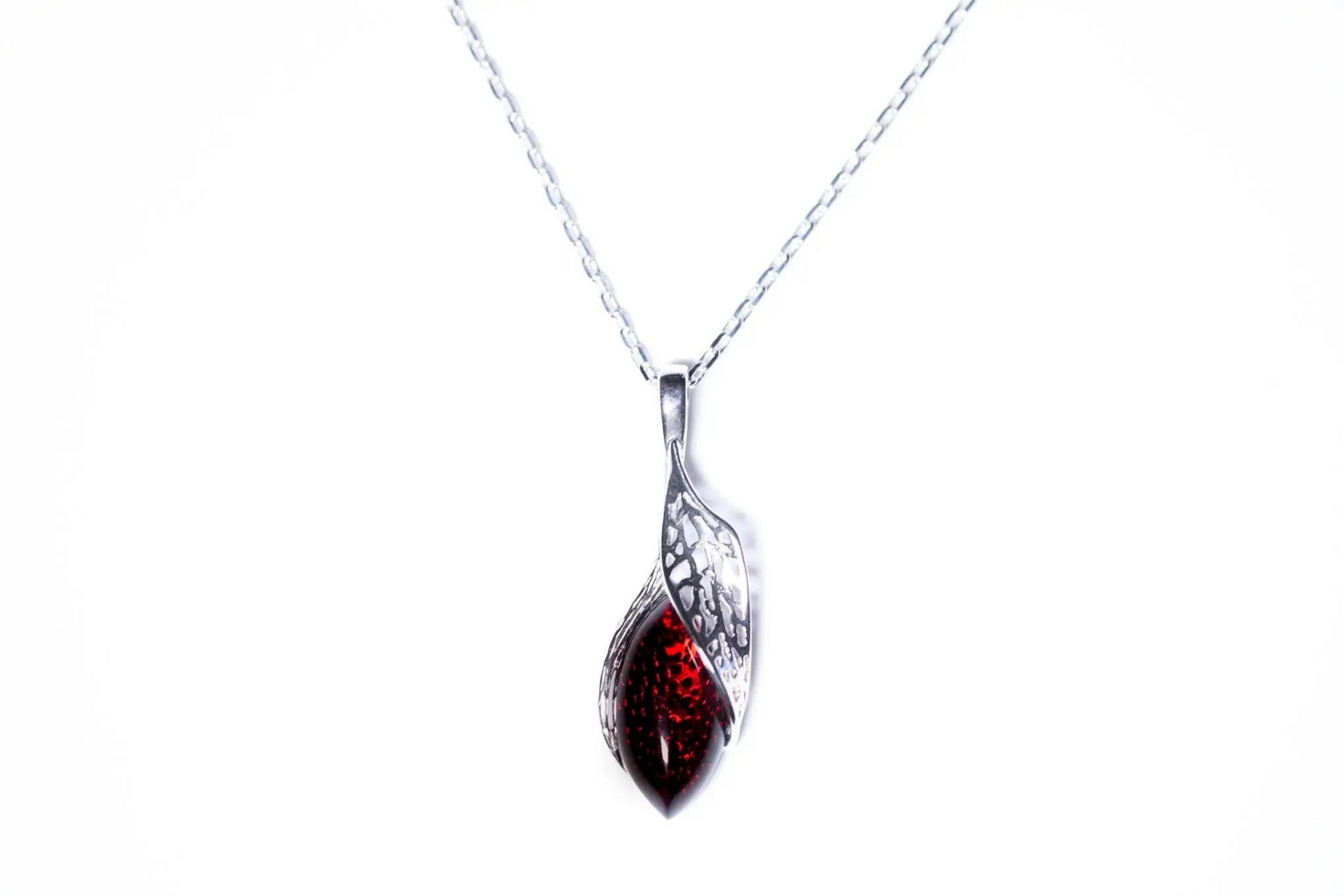 Fancy Top Cherry Amber Pendant - Selectique 