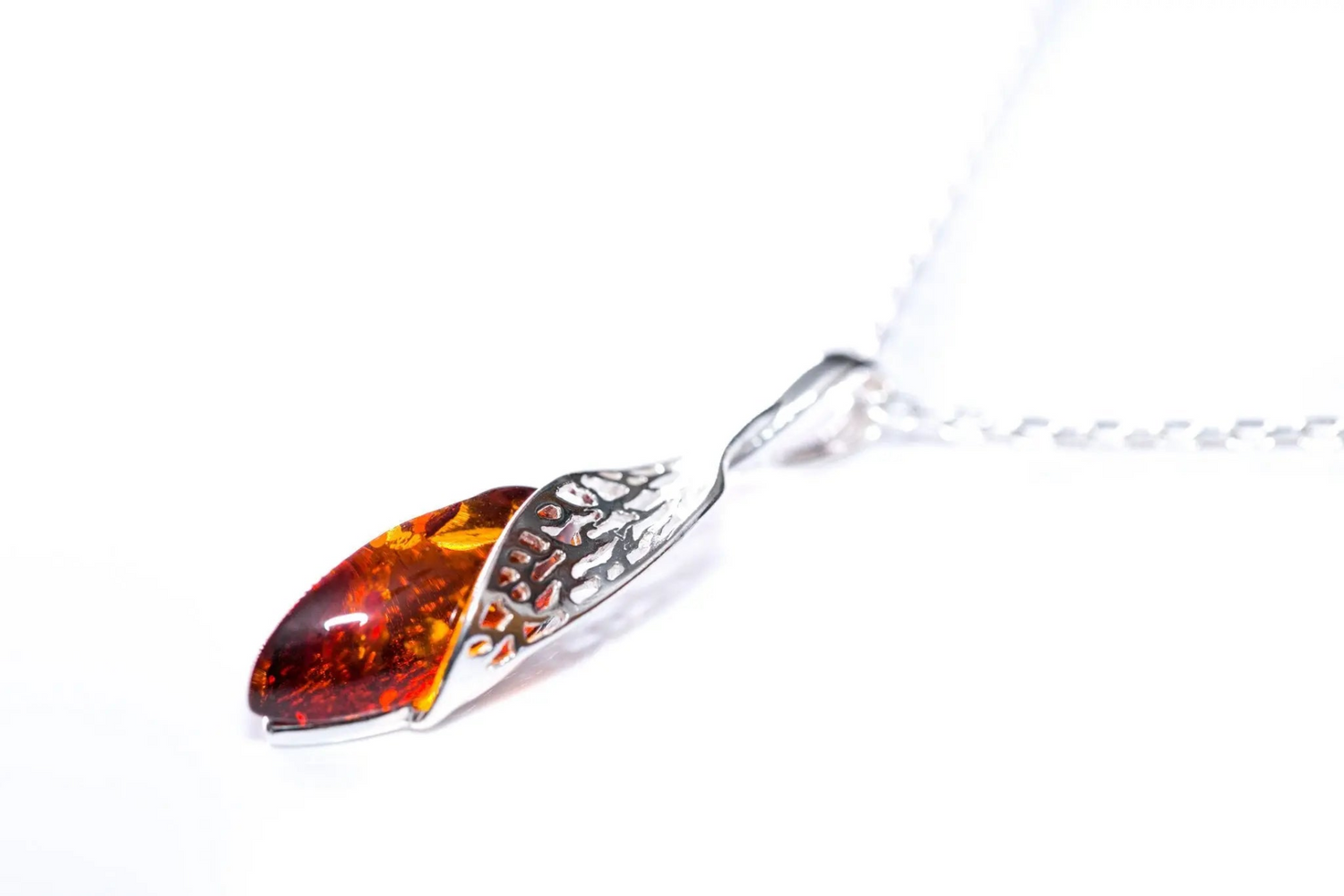 Fancy Top Amber & Silver Pendant - Selectique 