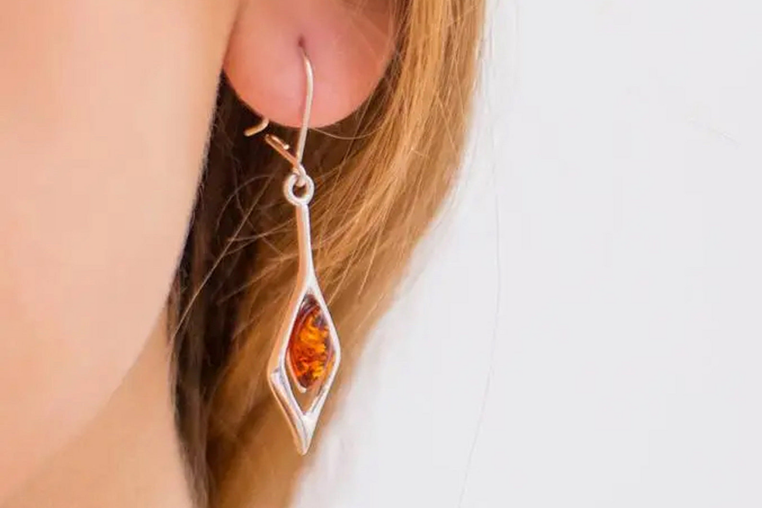 Small Droplet Amber Dangle Earrings - Selectique 