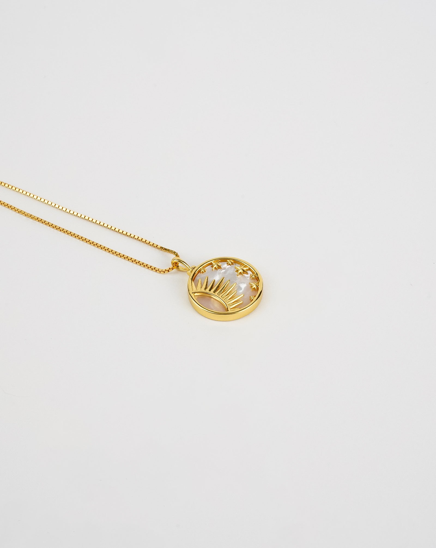 Sun and the Stars Mother of Pearl Necklace - Selectique 