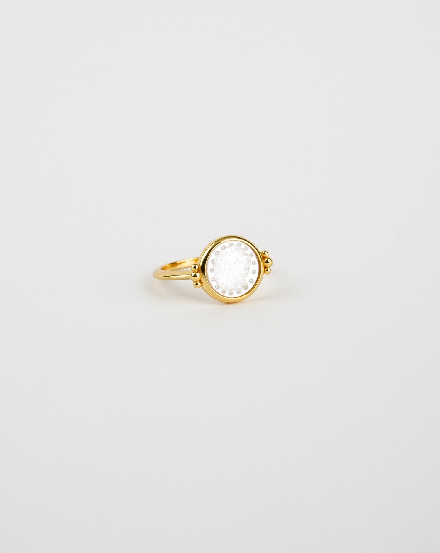 Sea Shell Print Pearl Ring