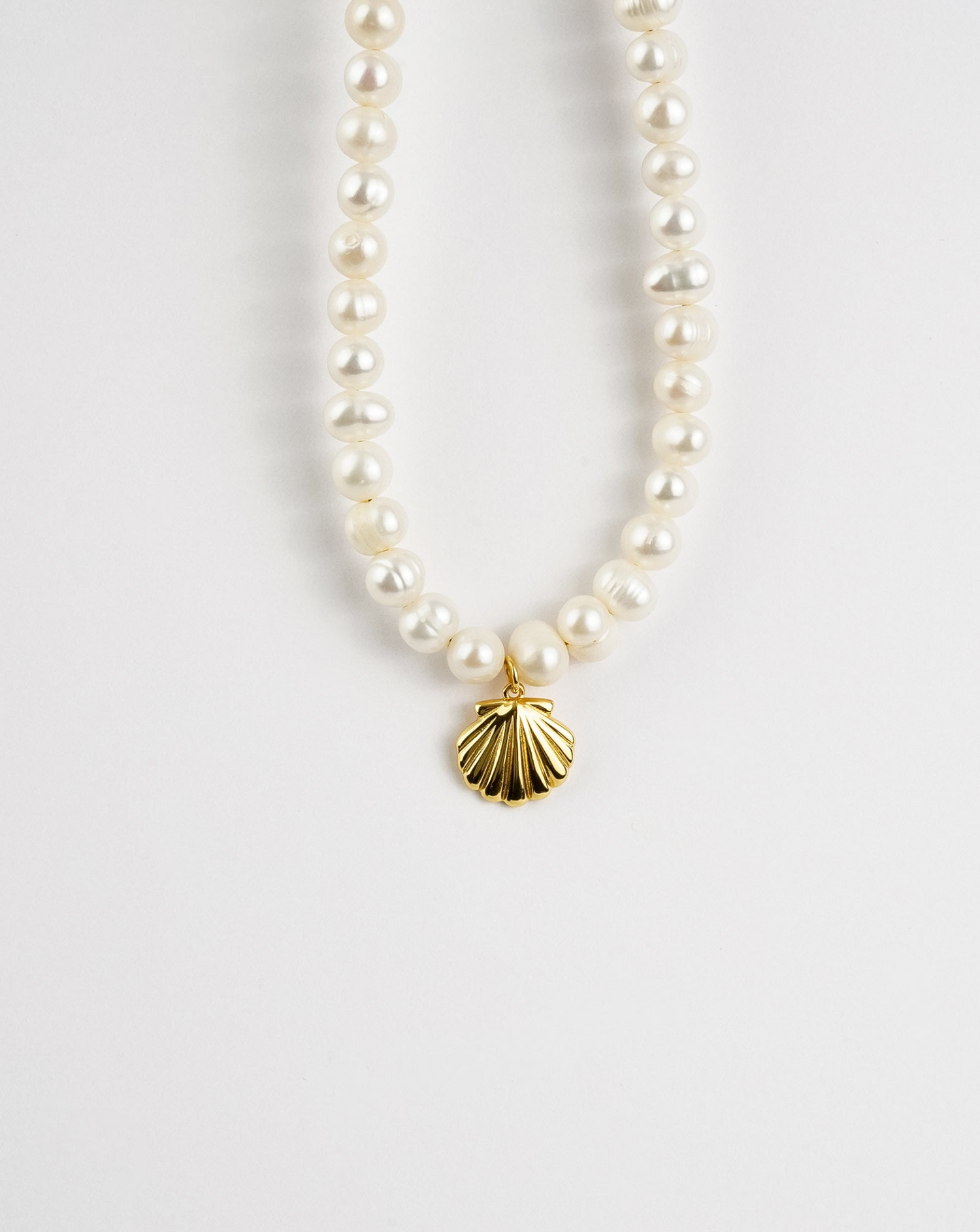 Sea Shell Pearl Necklace