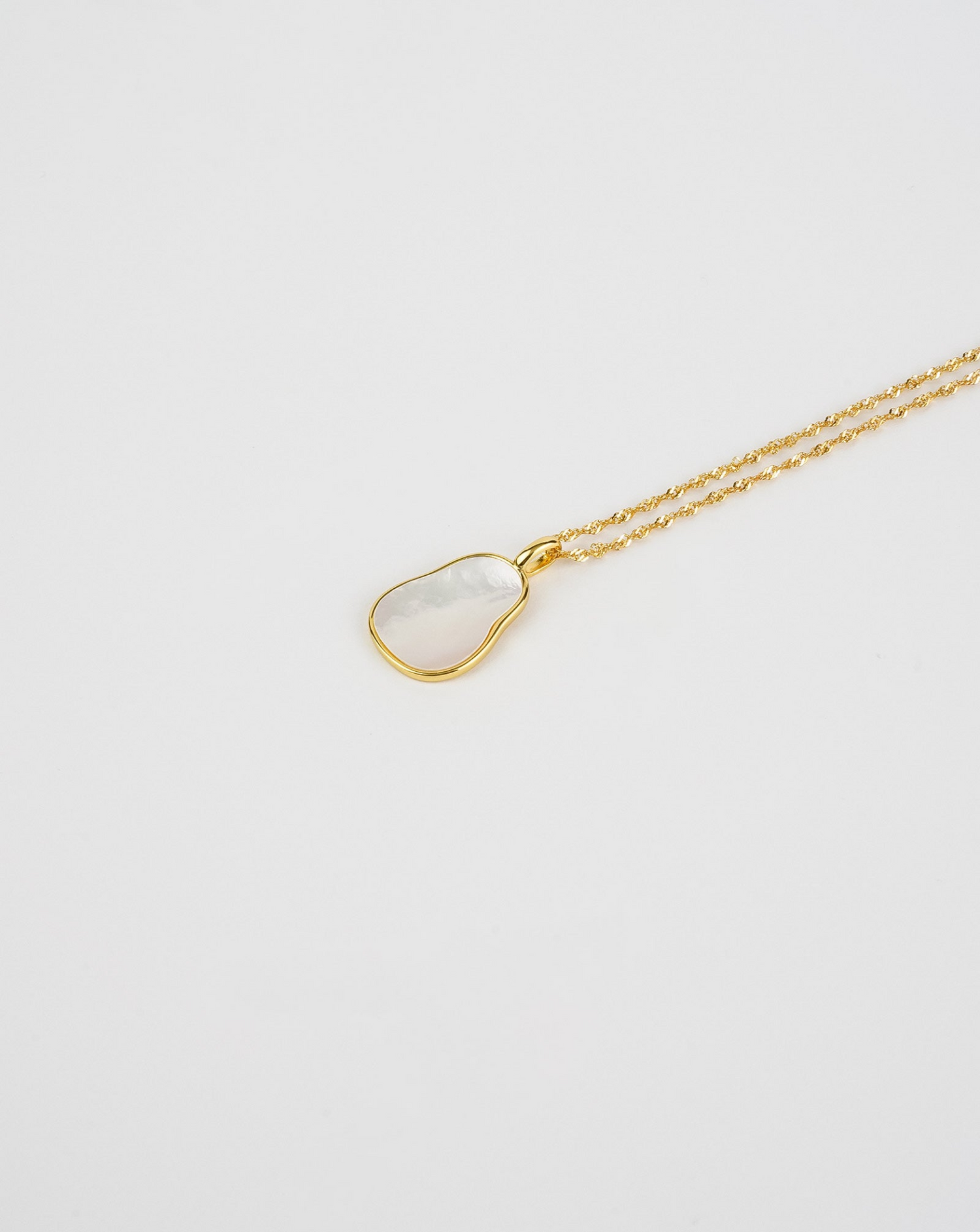 Wave Mother of Pearl Necklace