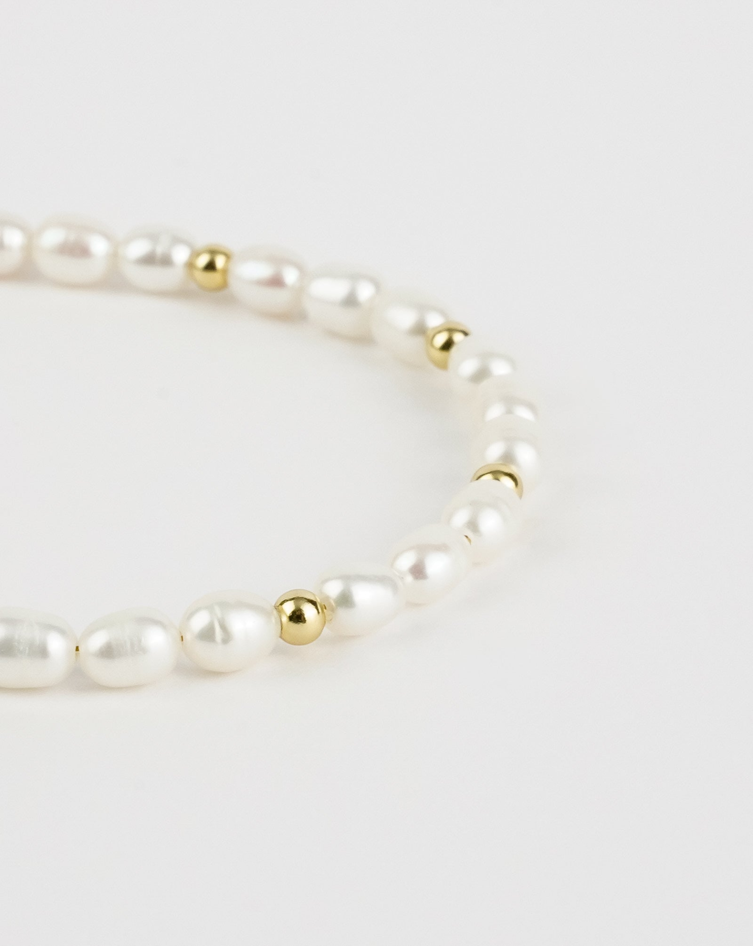 Seed Beaded Pearl Bracelet - Selectique 