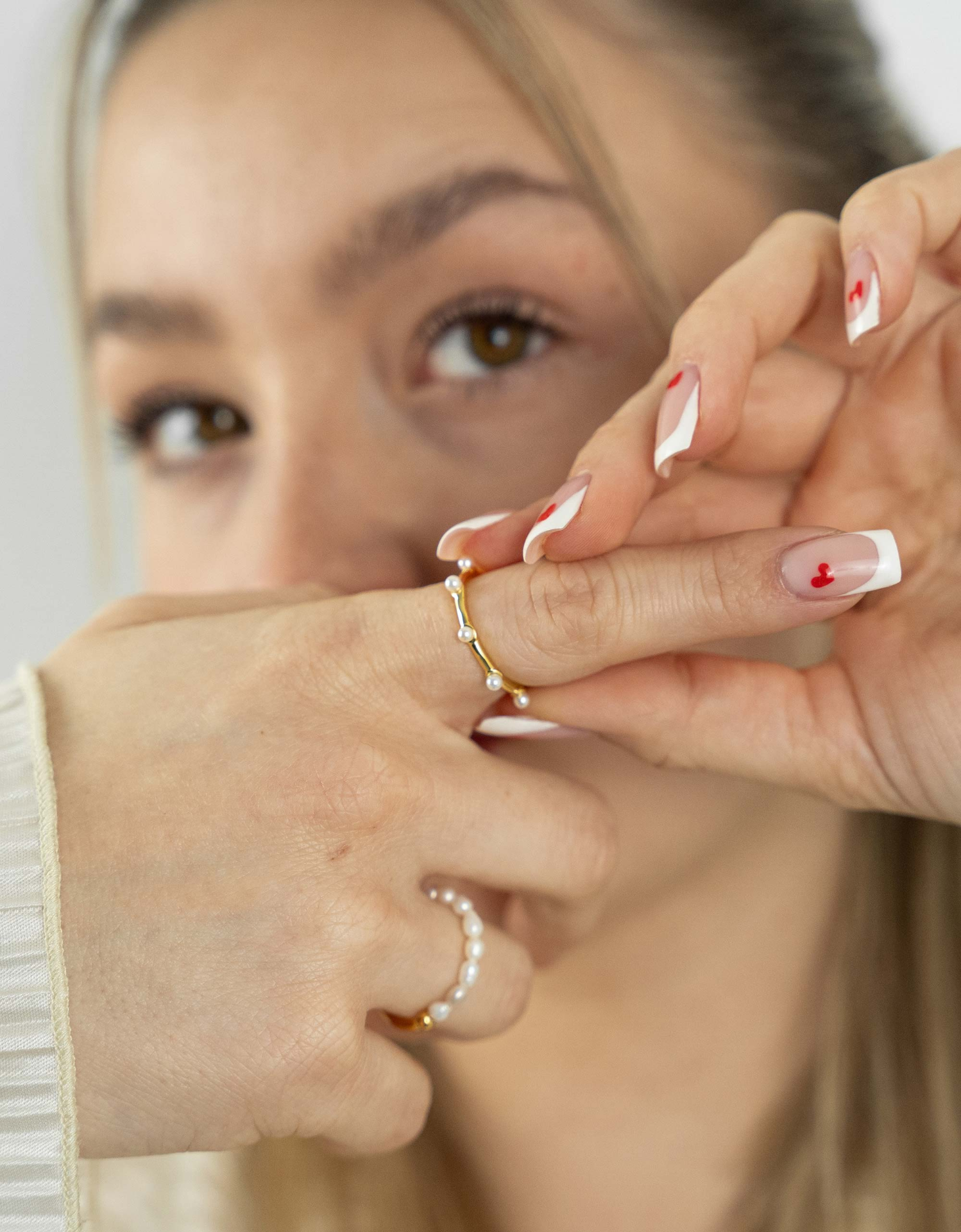 Dot Pearl Ring