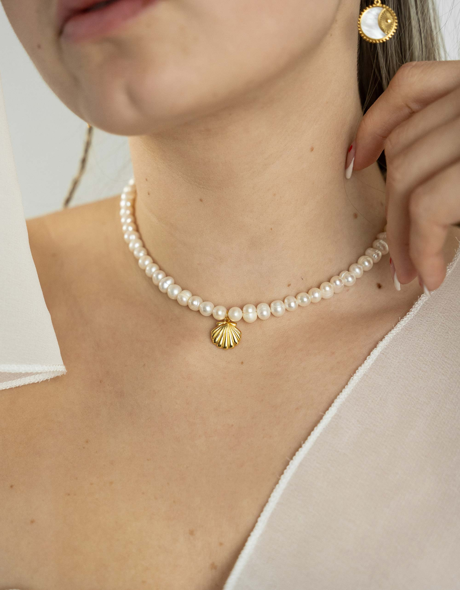 Sea Shell Pearl Necklace