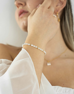 Seed Beaded Pearl Bracelet - Selectique 