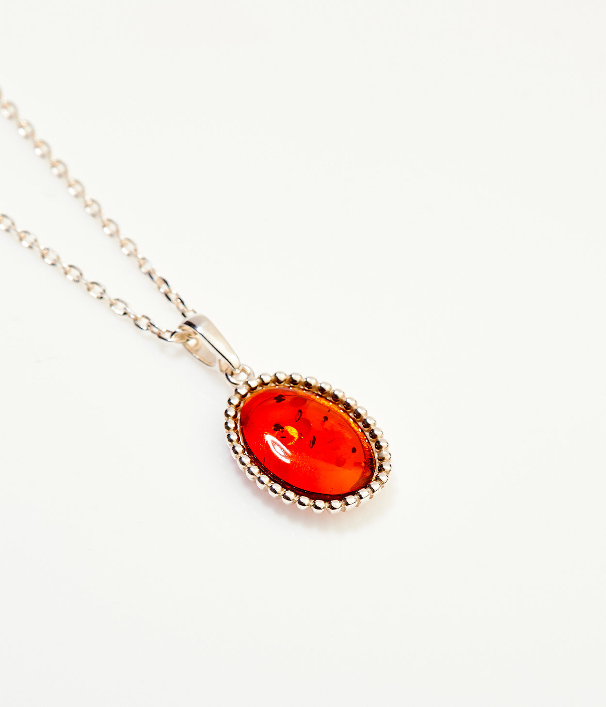 Classic Quintessence Amber Pendant