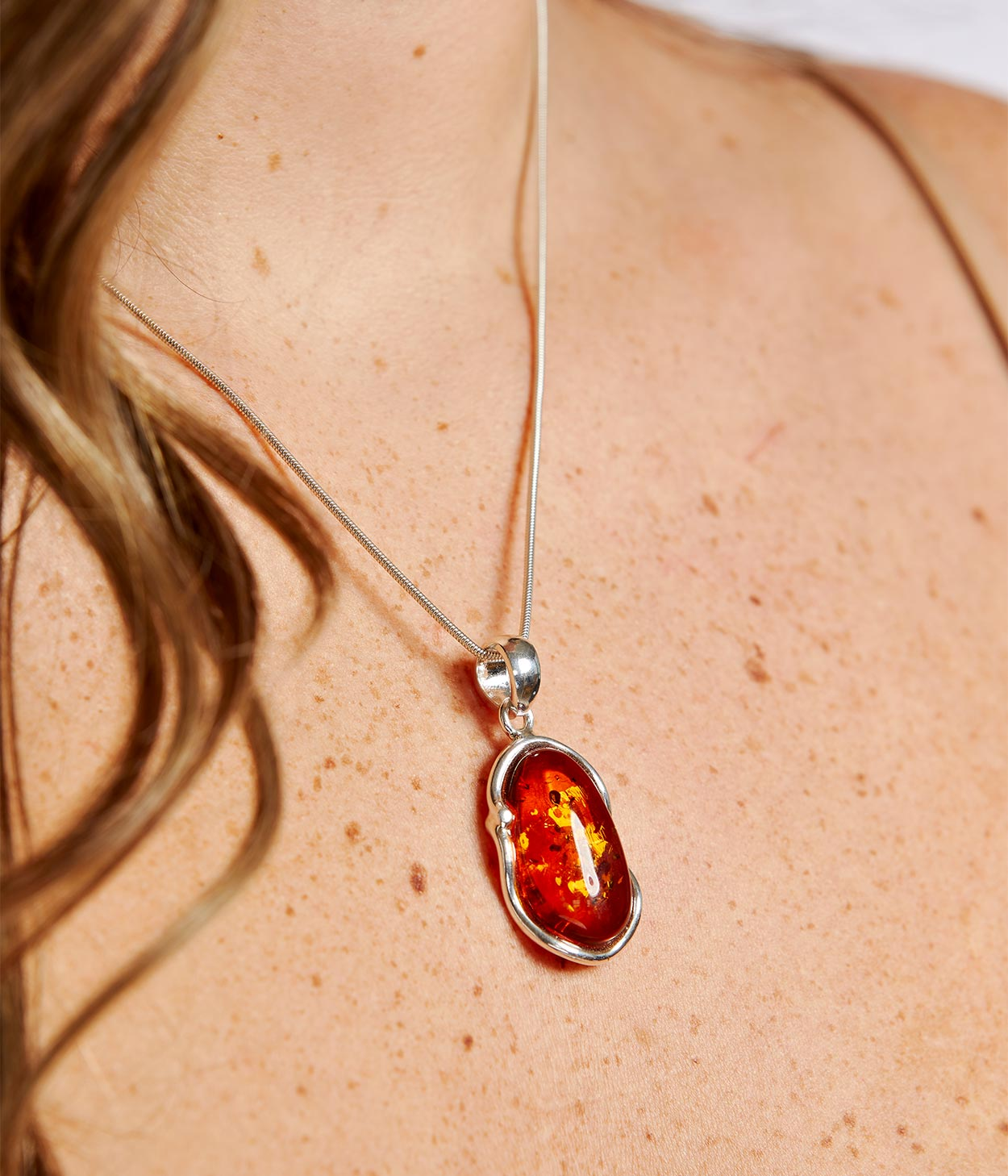Amber Ripple Pendant Necklace - Selectique 
