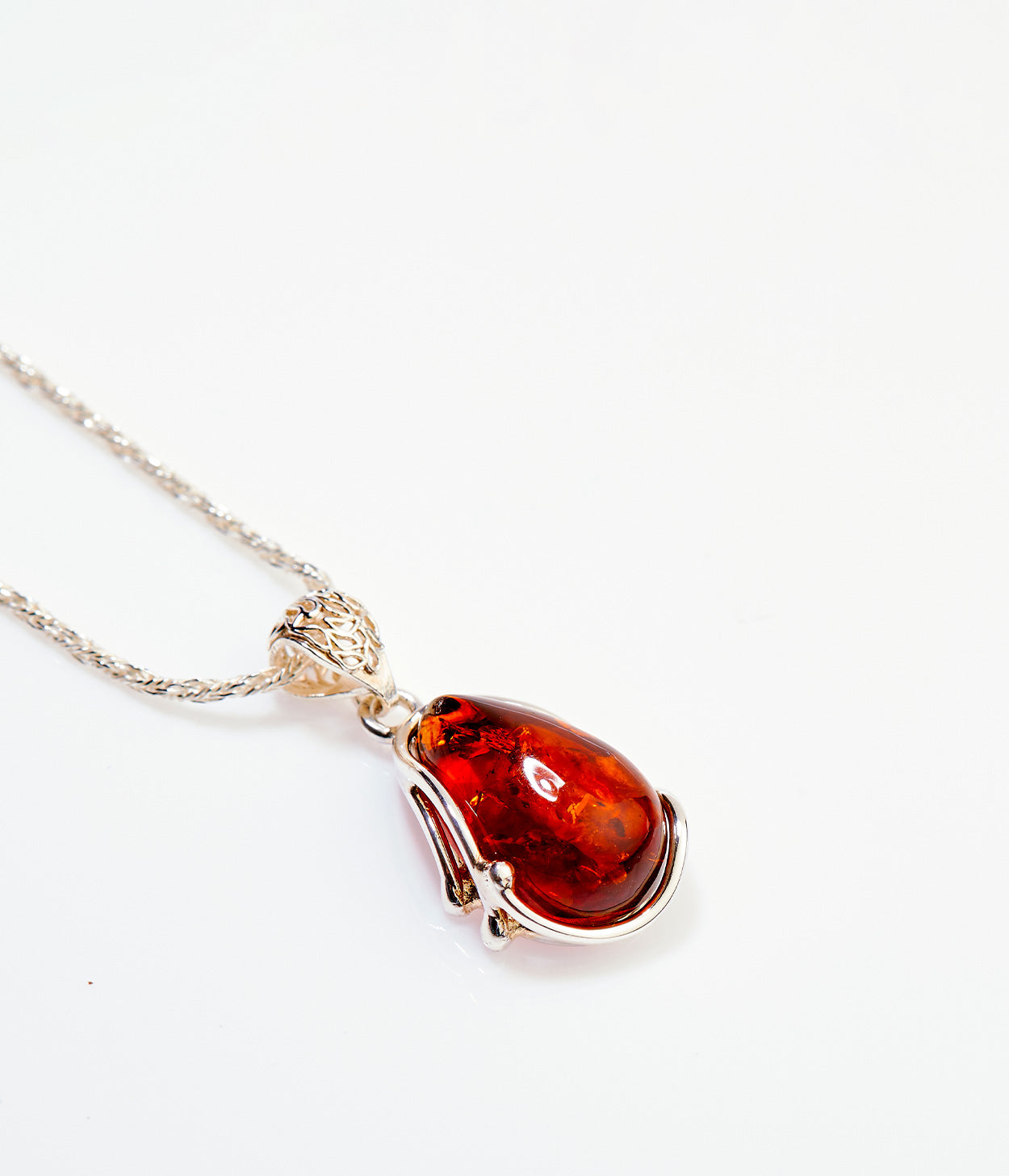 Amber Horizon Pendant Necklace - Selectique 