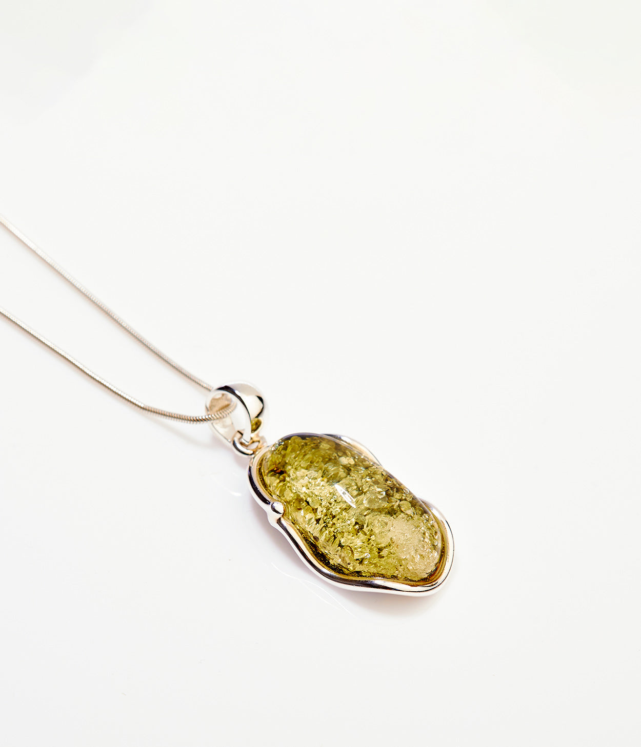 Green Ripple Pendant Necklace