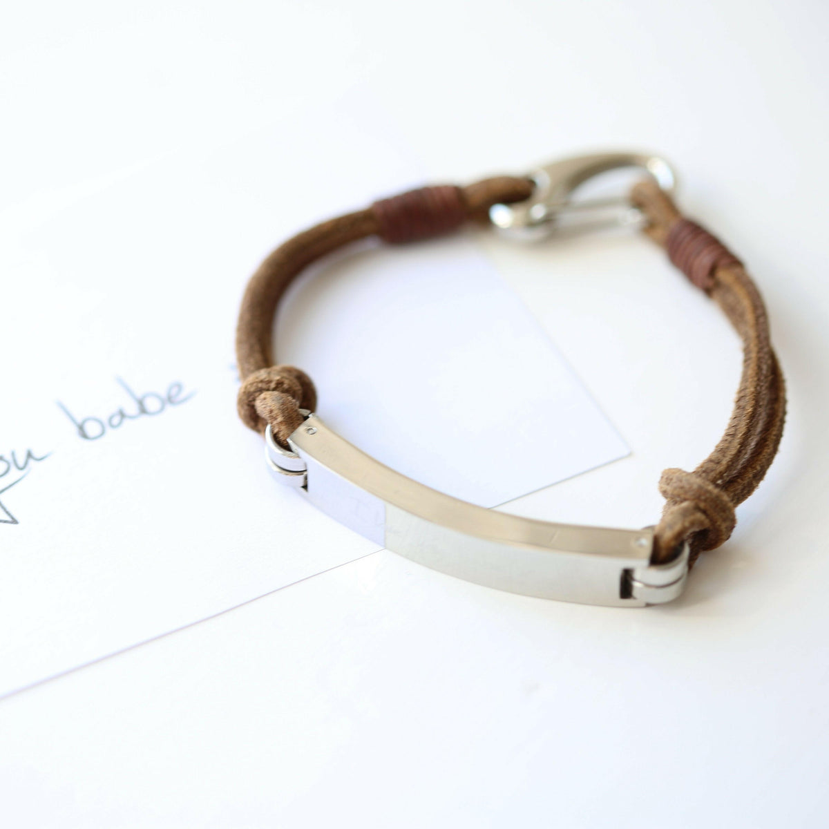 Men's Leather Tan Bracelet.