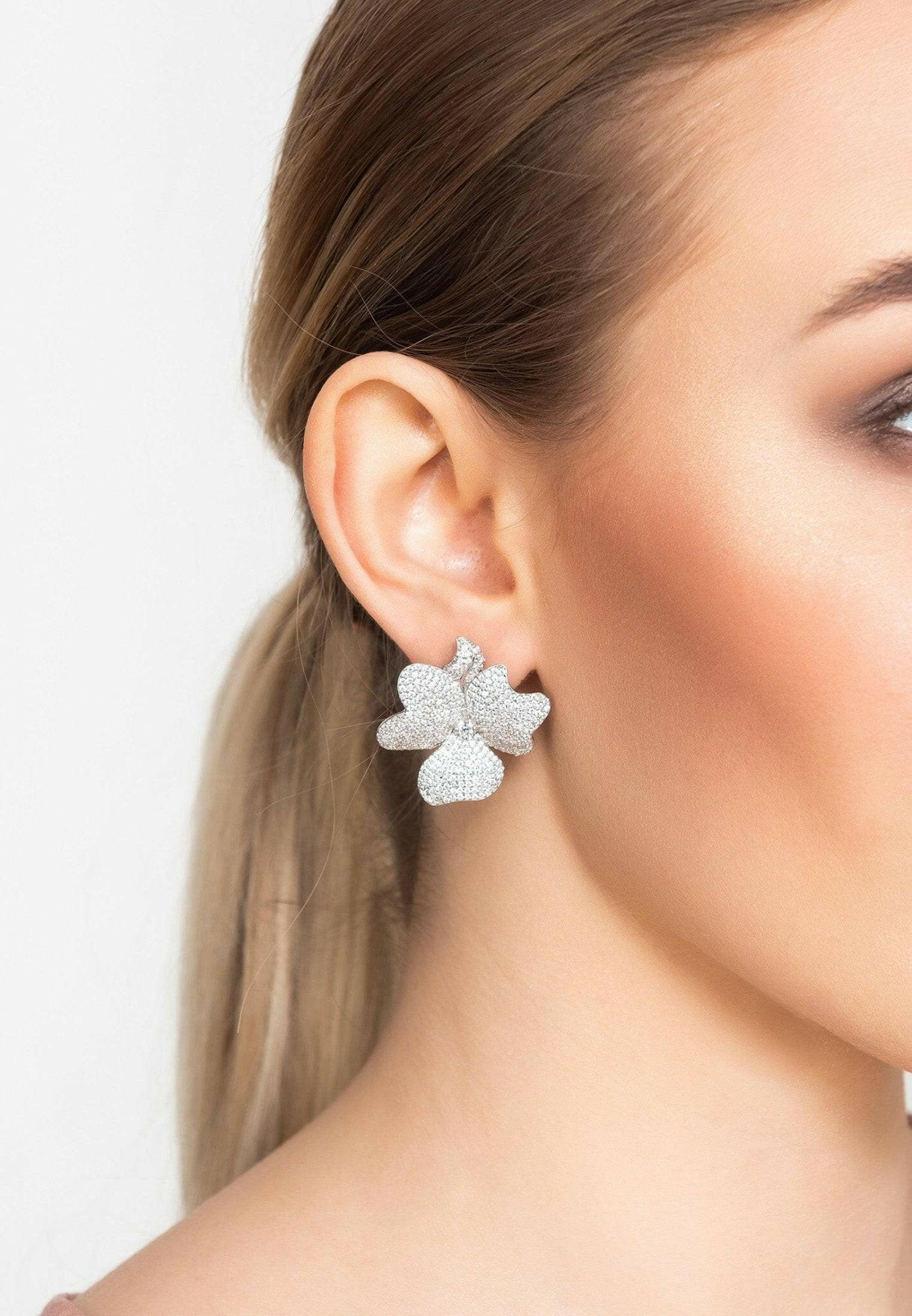 Flower Large Stud Earrings Silver.